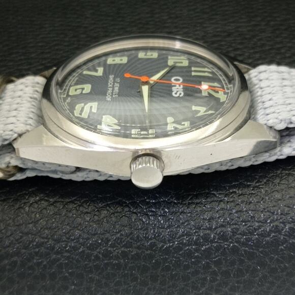 Oris Men's Silver and Gray Watch - Picture 5 of 9